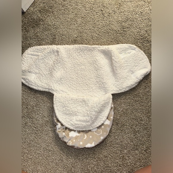 Swaddle - Picture 2 of 2